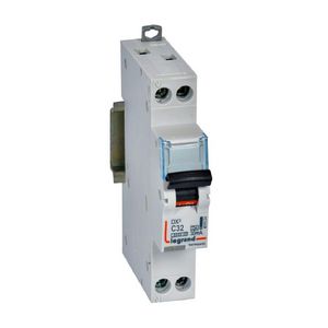 Kabelaansluitkast P + N C32 30mA A 1 module