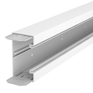 Lengte a 2m. Wandgoot hal.vrij perforatie 70x130 carb