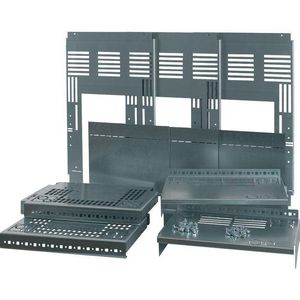 XE-XP montageplaat voor 3x IZMX16 uitrijdbaar B=800mm