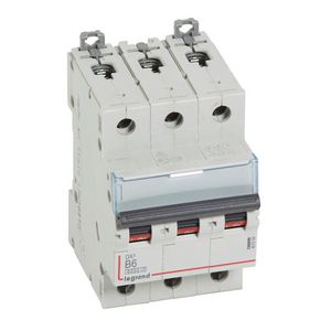 Installatieautomaat DX³ 6000A/10kA 3-polig B-karakteristiek 06