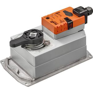 Roterende aandrijving 90Nm AC/DC 24V open/dicht 150s IP54 F07 aansluitklemmen