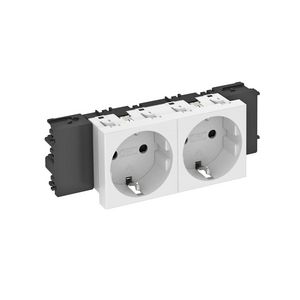 Contactdoos 2-vdg 0gr moduul-45 zijaans. 250V 10/16A 6120362