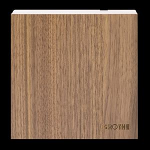 Quadro 100 walnoothout