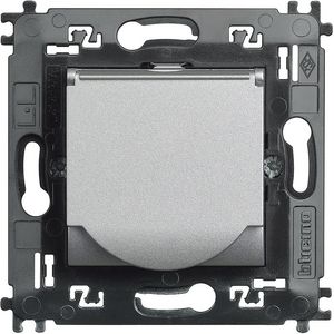 Wandcontactdoos met deksel Tech VVE=10
