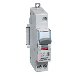 Lastschakelaar DX3 1P 32A met lamp VVE=10