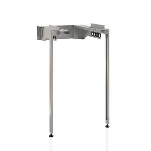 Muurframe staand EXT WPV 3G, met extra leidingruimte achter voorraadvat incl. steunpoten