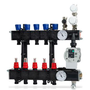 1-groep verdeler UFH-CDE composiet stadsverwarming Essent / Vattenfall incl. A-pomp