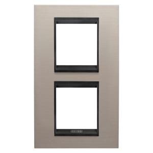 LUX INTERNATIONAL PLAAT-VAN METAAL-2+2 MODULE VERTICAAL