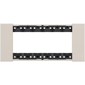 Afdekplaat 6 module zand K4706 LivingNow