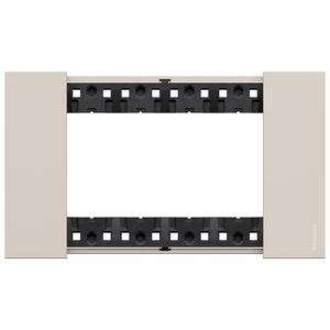 Afdekplaat 4 module zand K4704 LivingNow
