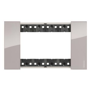 Afdekplaat 4 module aura K4704 LivingNow