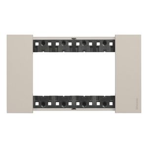 Afdekplaat 4 module zand K4704 LivingNow