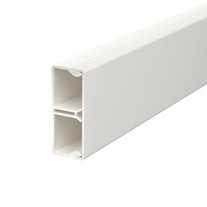 Lengte a 2m. Wand- en plafondkanaal vloerperforatie 20x50