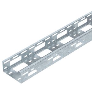 Lengte a 3m. AZ-kanaal geperforeerd 50x100x3000 staal zinkt