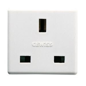 BRITISH STANDARD SOCKET-OUTLET 250V ac-2P+E 13A-2 MODULE