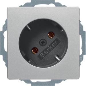 Wandcontactdoos RA diagonaal 45° berker Q.1/Q.3/Q.7 alulook