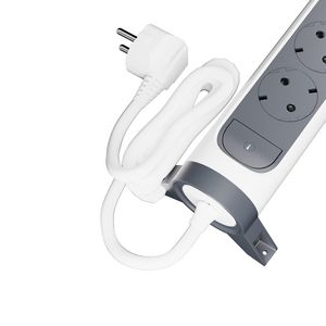 Contactdoos standaard 3x2P + A 1,5m. Zwart-wit VVE=5