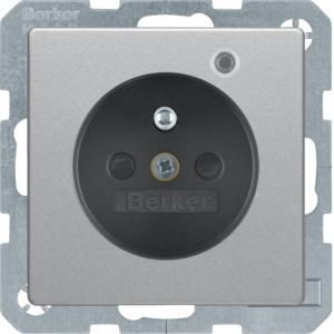 Wandcontactdoos penaarde contr-led berker Q.1/Q.3/Q.7 alul.