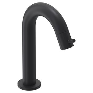 Fonteinkraan BOND gebogen staand S-size sprong 115mm mat zwart