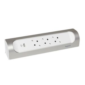 Monteerbare meerv. TKD 90gr. 3x2P + A USB A + C zn ALU VVE=5