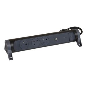 Contactdoos mont.-/draaib. USB A+C OSB 3xPA 1,5m. zw VVE=5