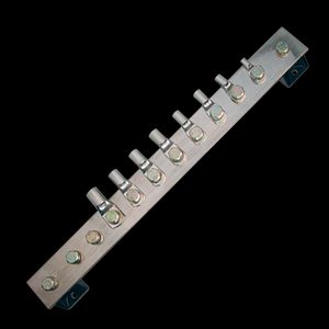 Hoofdaardrail 400mm isolatoren kabelschoenen 3x10mm² 3x16mm²