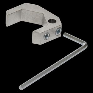Aardklem tbv designradiator klembereik 30mm (voor op kraanwartelmoer)