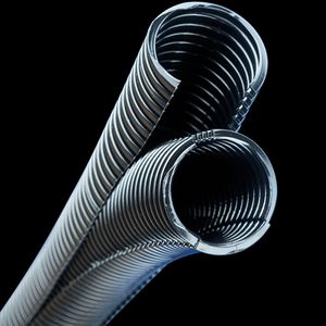 Rol a 10m. Beschermslang kunststof 2-del IP40 HB Ø21,2mm zwart