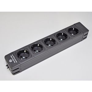 Contactdooscombinatie 5x230v 45° kinderbeveiliging GST18/3