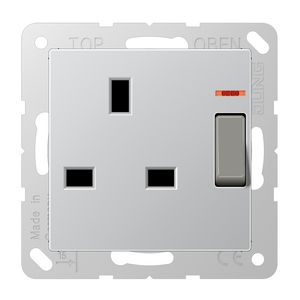 Wandcontactdoos alu.Brit.St.met contr.schak. A500