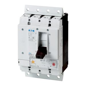 NZM2 150kA 4P 100A voor insteeksokkel IEC