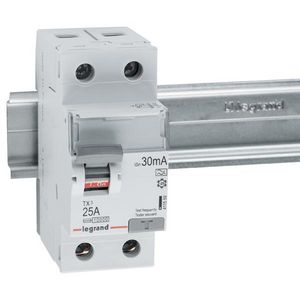 Aardlekschakelaar TX3 2-polig 25A 30mA