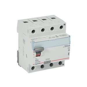 Aardlekschakelaar TX3 3-polig + N 40A 300mA