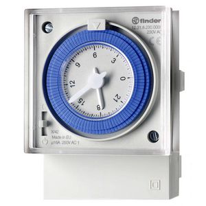 Tijdschakelklok 1 wisselcontact 16A 230V AC 12.31.8.230.0000