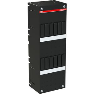 Lege kast 110 x 330 voorzien van 3 fase busboard