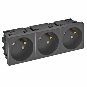 Socket 33gr. triple with earth pin Connect 45 250V 10/16A Po