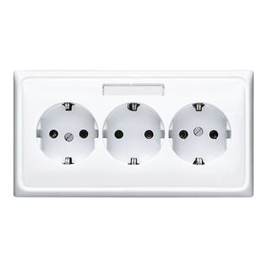 Wandcontactdoos a.wit 3-voudig m.tekstvastv.w.goot CD500