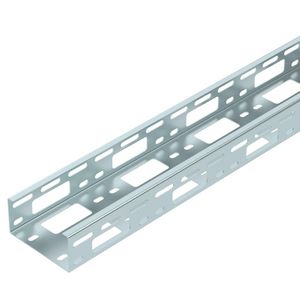 Lengte a 3m. AZ-kanaal geperforeerd 50x100x3000