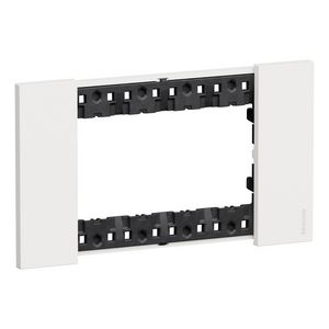 Afdekplaat 4 module wit K4704 LivingNow