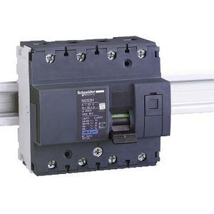 Installatieautomaat 4-polig In= 10A C-karakteristiek NG125H