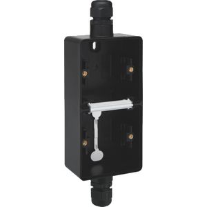 Spuitwaterdichte dubbele verticale opbouwdoos boven/onder M20 zwart