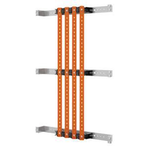 TWEE STUKS BUSBARHOUDERS-VOOR VLAKKE BUSBARS 30x10-630 A