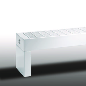 Plintradiator Primula P1/130 1800x70 RAL9016 0027