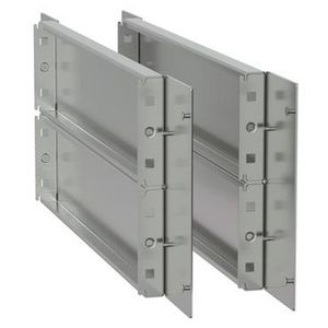 Side plinth H200 D600 IP55 Spacial SFHD Outdoor