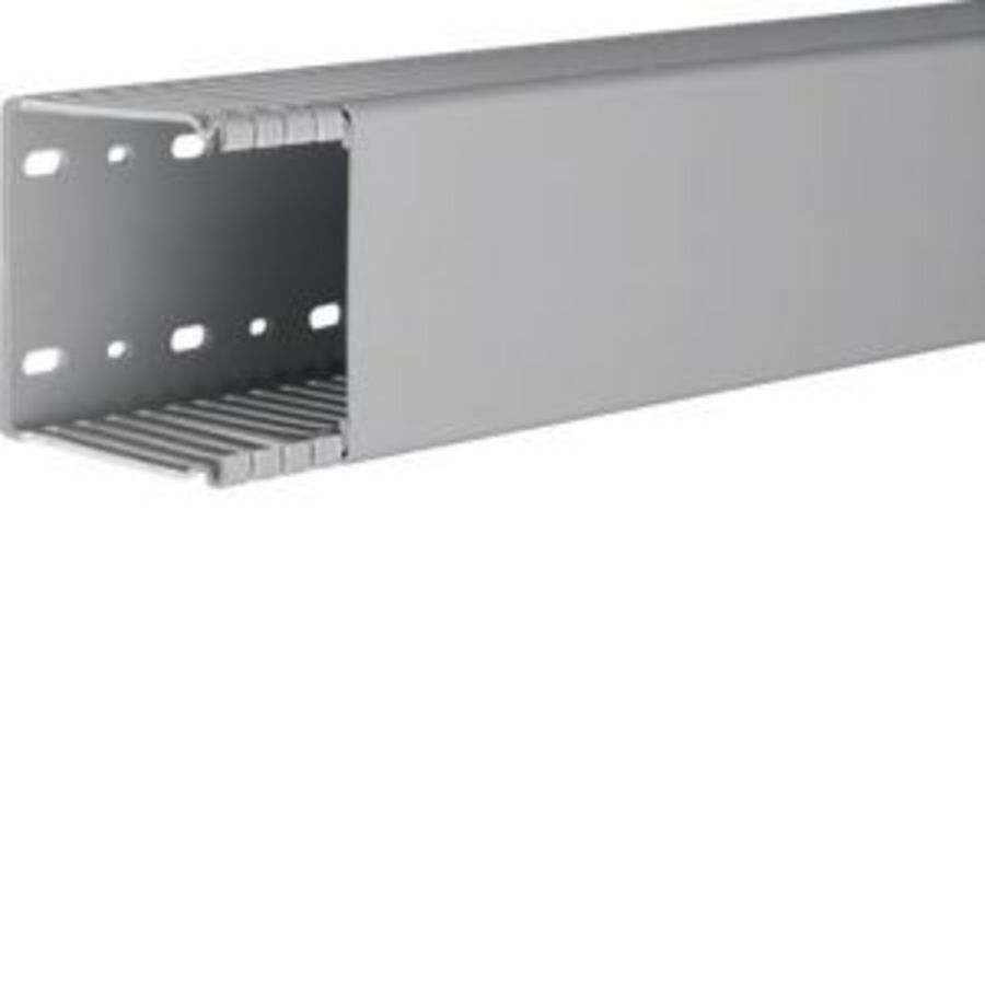 Lengte a 2m. Bedradingskoker BA6 + deksel 80x80 mm grijs