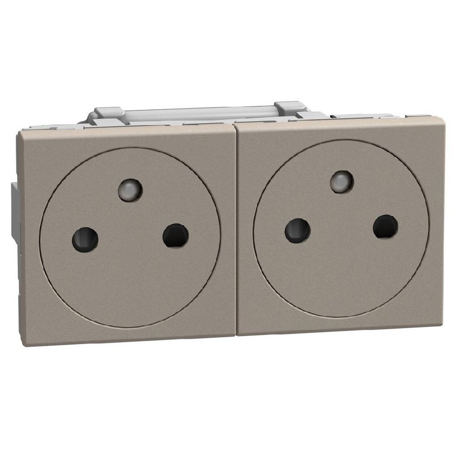 Doos a 30st. Light Now vlakke Wandcontactdoos 2X2P+Penaarde voorbedraad