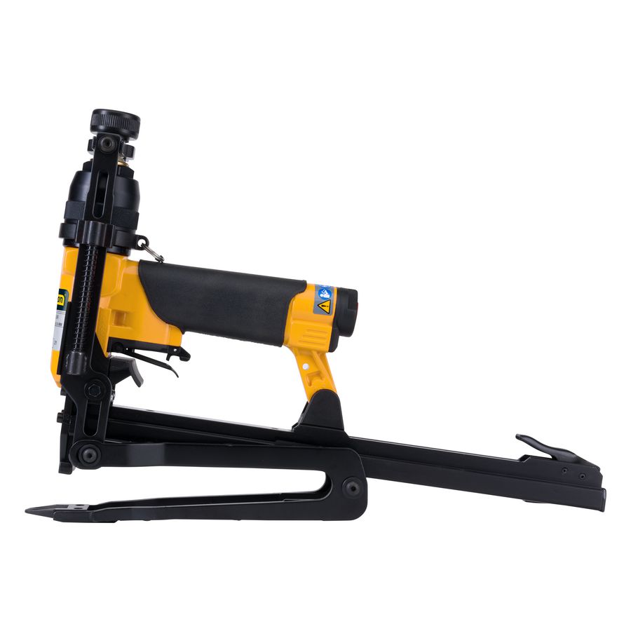 Pneumatische niettang voor A-nieten 6-16mm met aambeeld