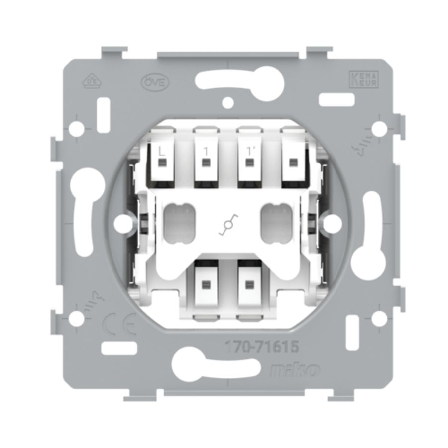 Sokkel wissel(trek)schakelaar.10AX/250Vac insteek