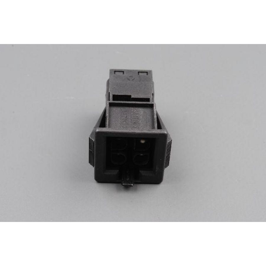 Stekker man. 930420453 st17/4 64200861