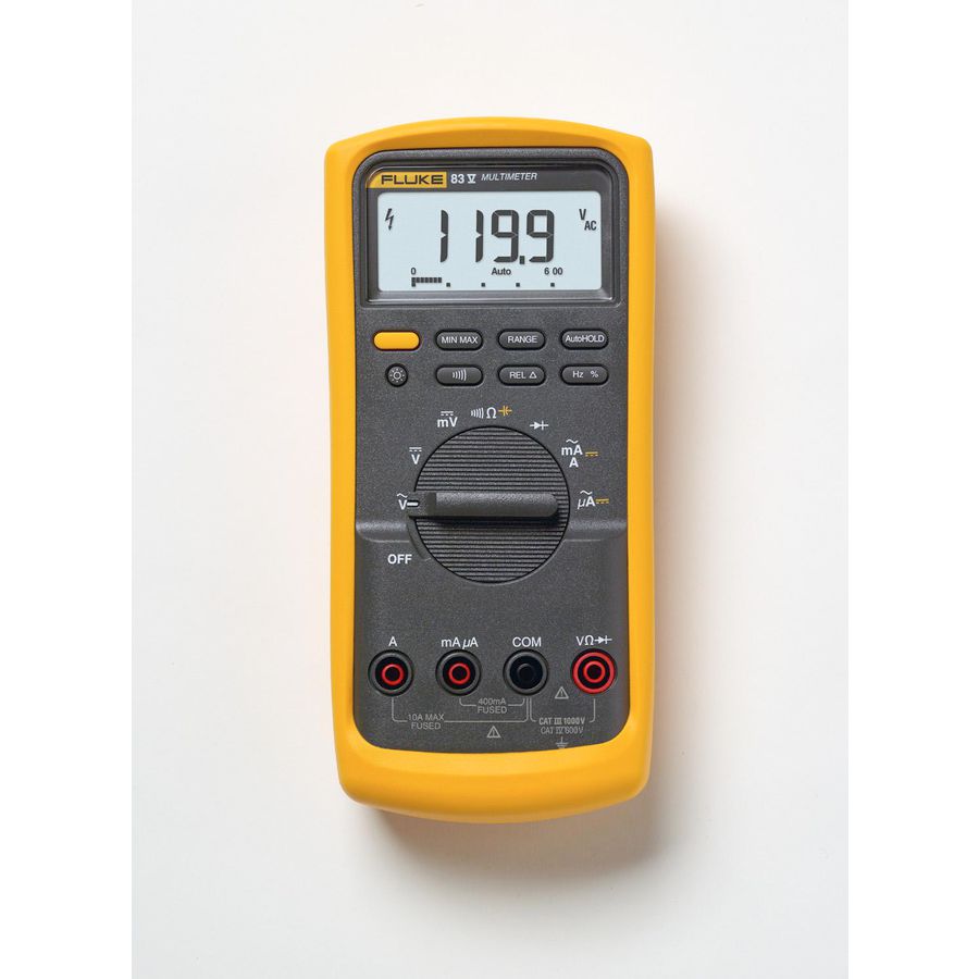 Multimeter met meetsnoeren en klemmen